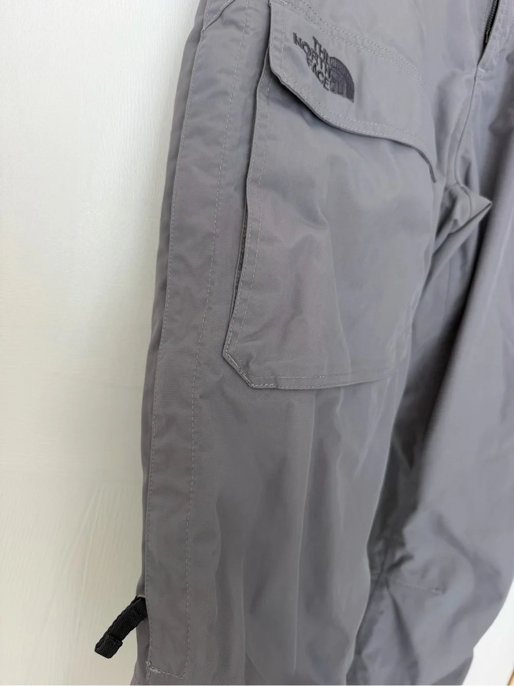 The North Face Men’s Small HyVent Snow Pants